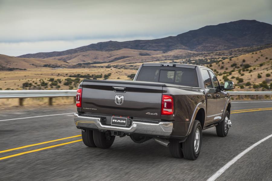  Ram 3500 Limited Crew Cab Dually (D2) (D2) 2019 года  (фото 7 из 45)